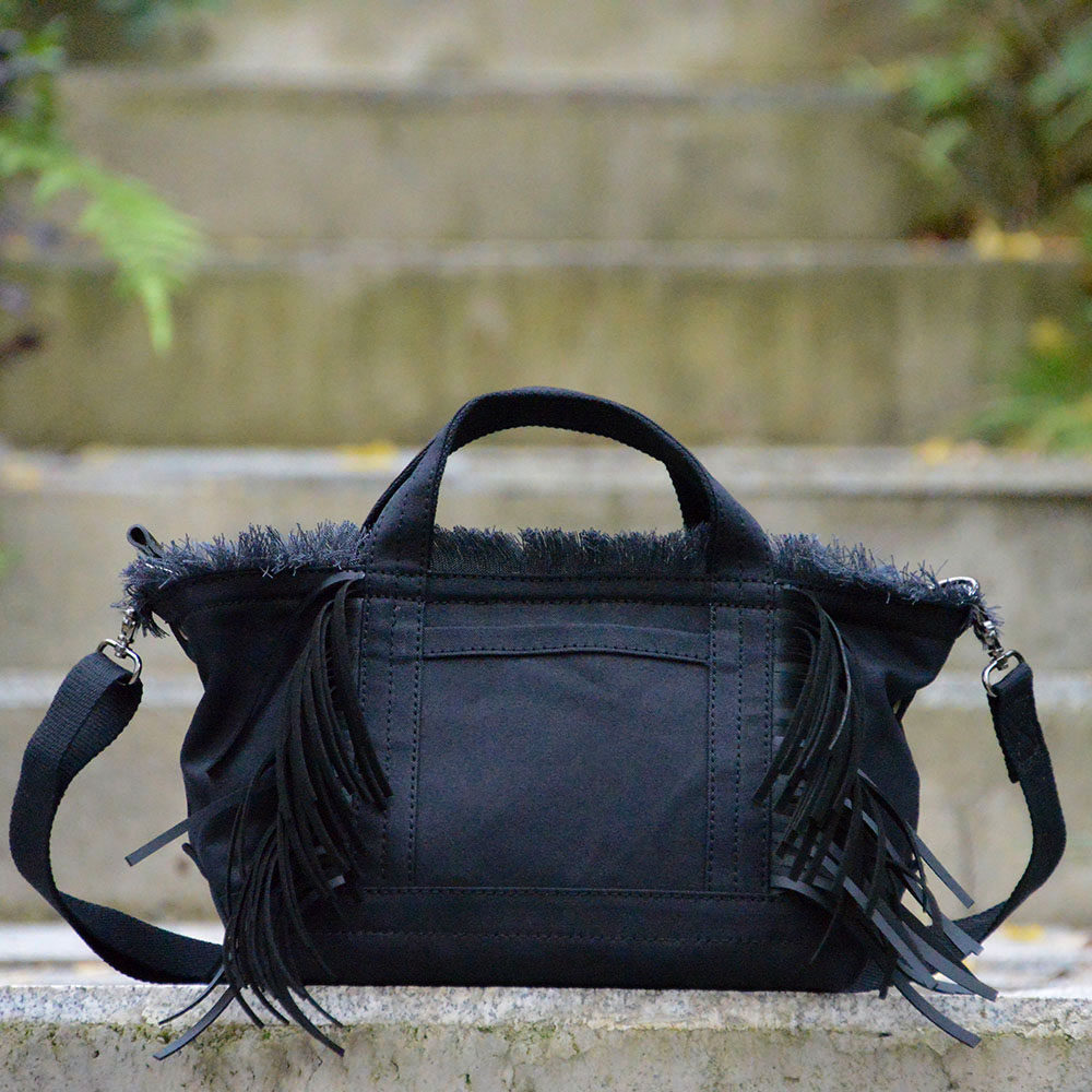 高级黑流苏重磅厚硬托特包uivy