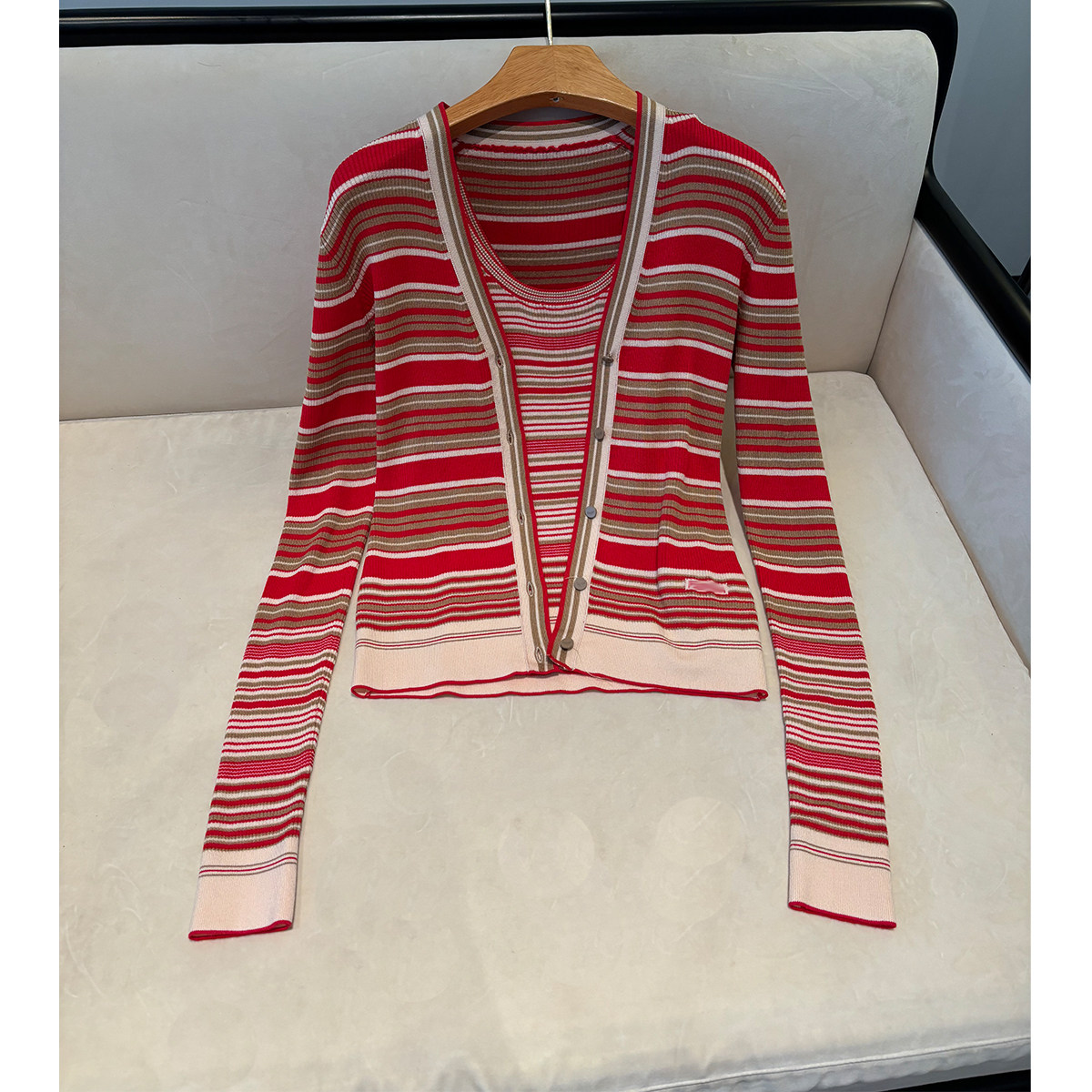 撞色条纹真丝棉单排扣开衫吊带