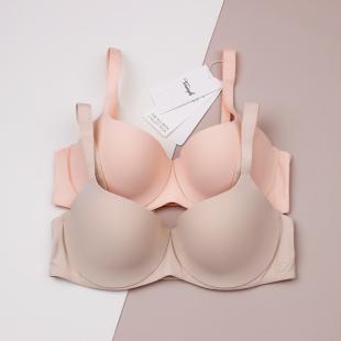 黛安芬裸装 光面薄杯聚拢托胸内衣女简约无痕文胸16R8976 系列新款