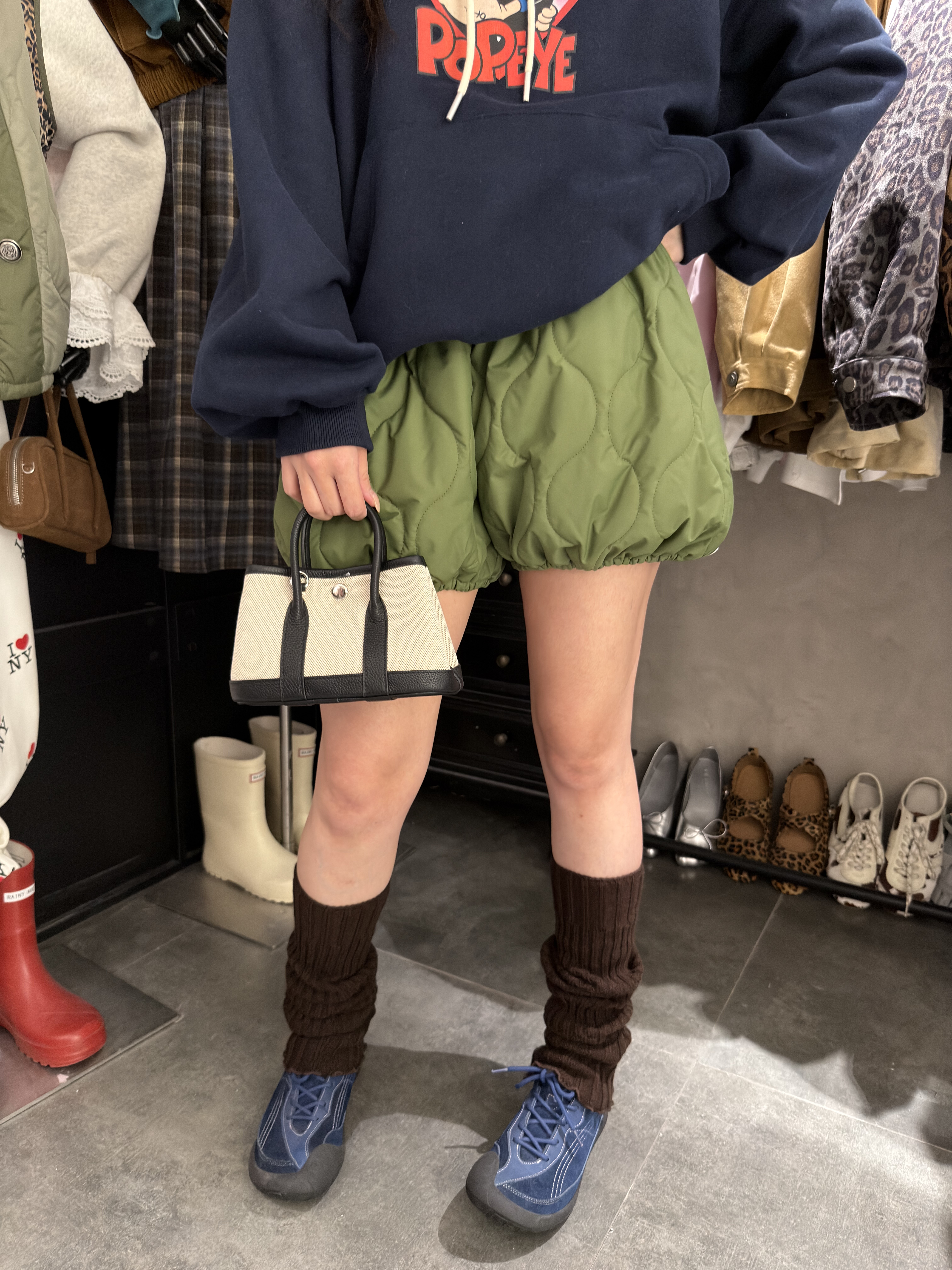 韩系女装2025新款时尚百搭夹棉格子灯笼收口短裤打底裤