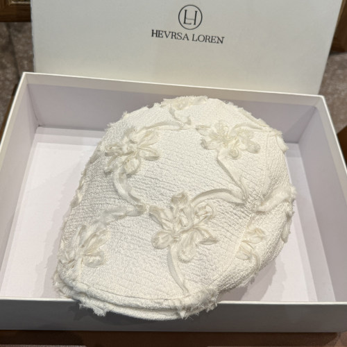 复古花朵前进帽女甜美棉麻鸭舌帽可反戴显脸小贝雷帽百搭休闲帽子