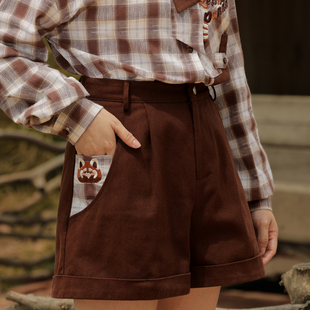 森女部落原创复古美拉德棕色系可爱小熊猫高腰短裤 纯色显瘦休闲裤