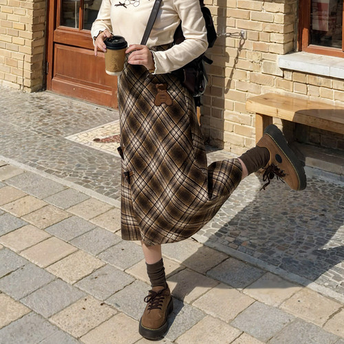 棕色格子毛呢半身裙冬小个子长裙