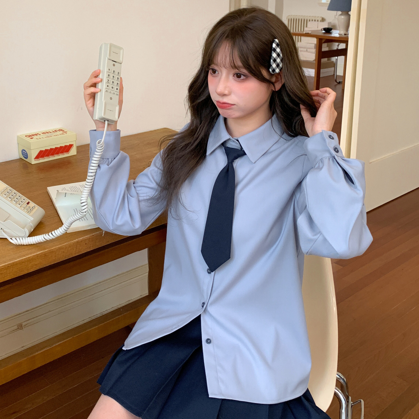 森女部落学院风蓝色配领带衬衫女新款简约百搭宽松长袖内搭上衣春图片