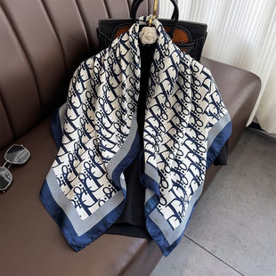 春秋新款D字母丝巾仿真丝90cm大方巾女户外防晒外搭裹胸披肩纱巾