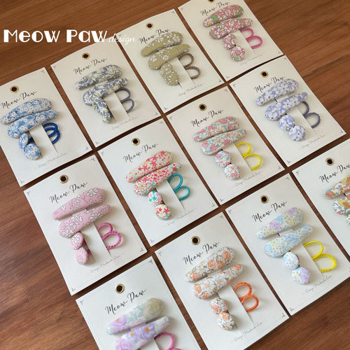 小宝戴这种印花发夹非常可爱