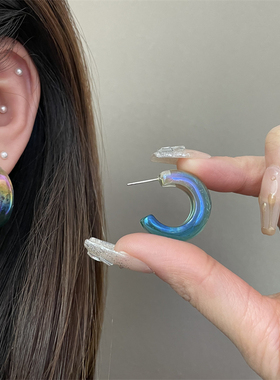 韩国极光蓝色渐变耳环女S925银针亚克力C形耳钉耳圈简约时尚耳饰