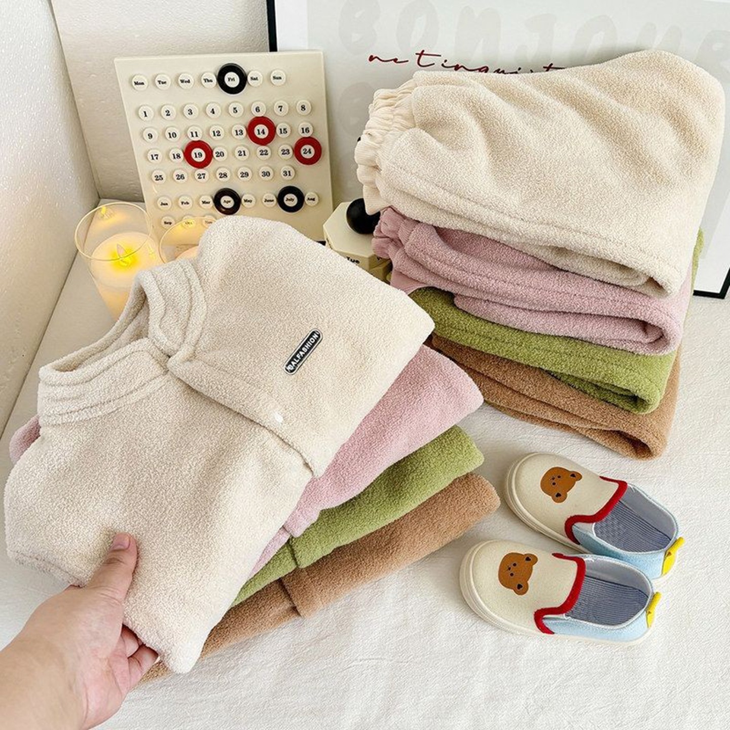 秋冬新款儿童套装立领双面绒毛毛衣韩版男女童加厚外套裤子两件套,童装/婴儿装/亲子装,套装,淘宝优惠券,粉丝福利购,淘宝优惠卷