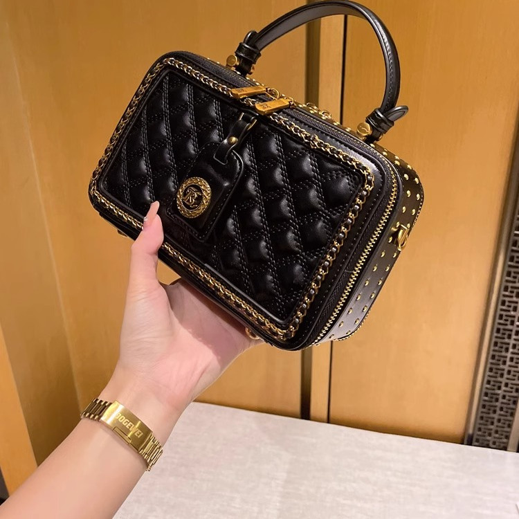 香港正品代购新款高级手提盒子包女菱格链条包轻奢真皮单肩斜挎包