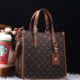 新款 香港正品 代购 真皮手提包女士印花托特包大容量单肩包通勤包女