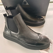 现货清货 头层皮雕花短靴 四季 原产 知名