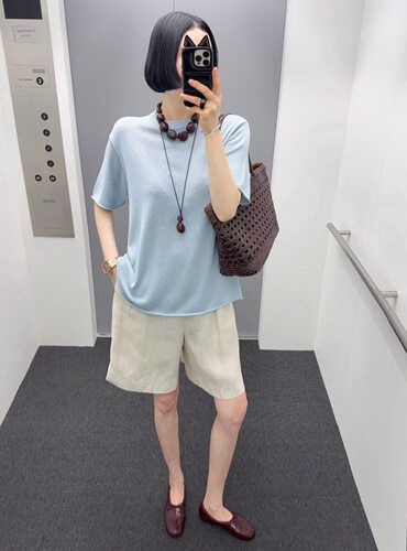 现 韩国东大门26春夏款HELDER女韩系圆领纯色卷边短袖针织T恤衫