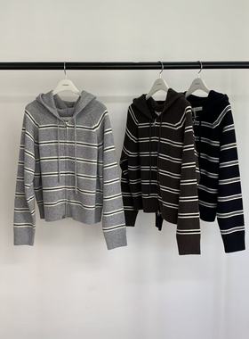 现折 25秋冬款韩国东大门jinsim女韩系慵懒连帽撞色条纹针织毛衣