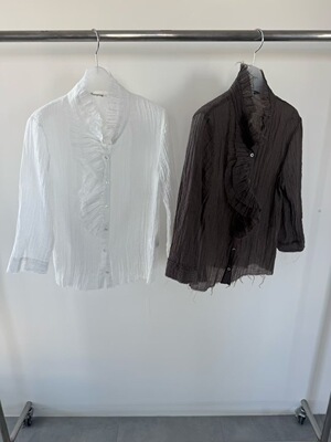 现 26春季新款韩国东大门tempting百搭洋气简约 木耳边纯色 衬衫