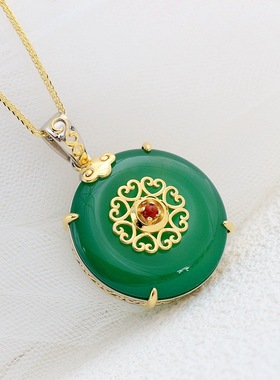 银宸首饰 镶天然绿玉髓女士925纯银吊坠 民族古典平安扣镀金项坠