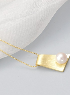 镶天然淡水珍珠镀金吊坠时尚几