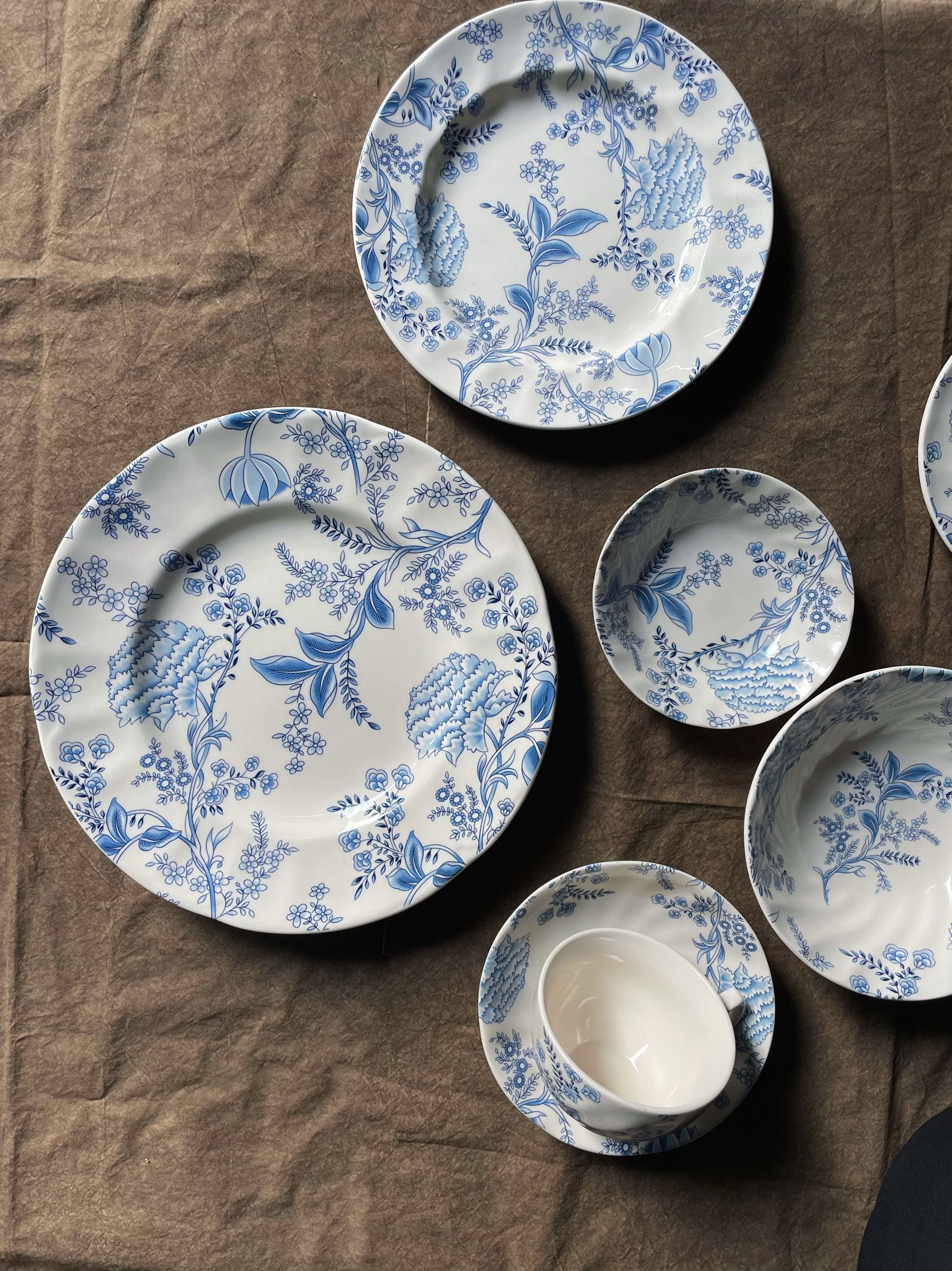 复古蓝色郁金香法式釉下彩牛排盘