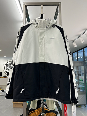 VOLCOM钻石品牌户外登山硬壳冲锋衣款式防水防风夹克美式轻薄外套