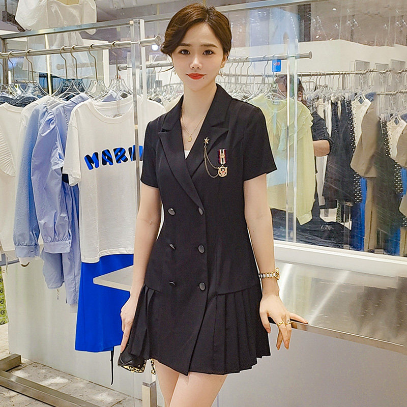 高端西装连衣裙2026夏季新款时尚韩版百褶裙学院风短袖气质西装裙