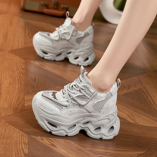 女2026春季 女款 新款 真皮百搭厚底休闲运动鞋 9cm 时尚 内增高老爹鞋