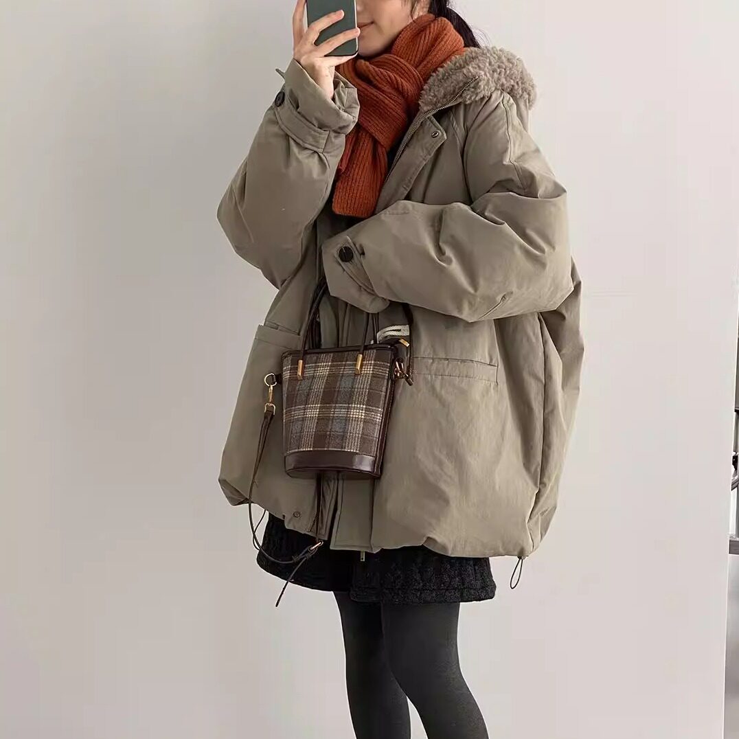 韩系高克重连帽牛角扣加厚羽绒服