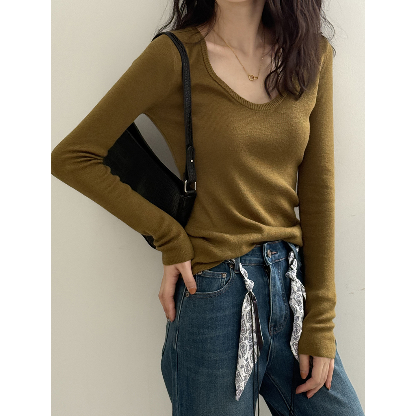 圆领罩衫U领内搭长袖针织衫女