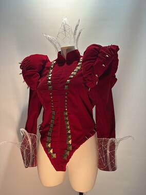 爱瑟诗莱新年红色gaga切克拉万圣节圣诞节长裙女歌手演出服