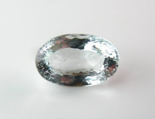 天然裸石海蓝宝价格低廉纯净透明