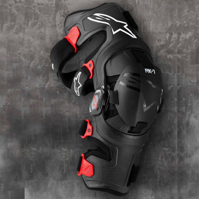 意大利a星碳纤维护膝摩托骑行护具机械防摔护腿越野比赛防护装备