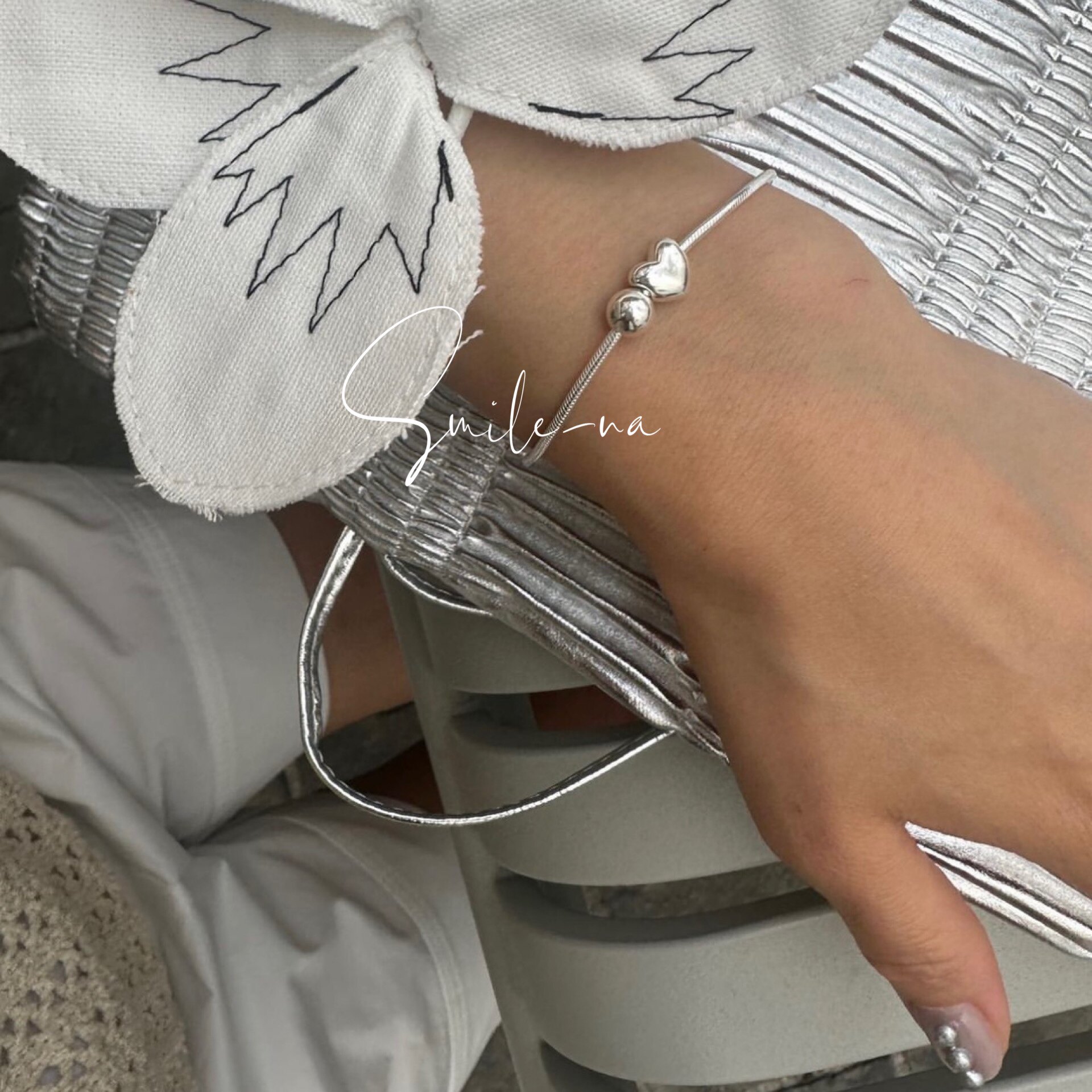 韩国进口小众设计款925纯银银珠圆珠爱心蛇骨百搭手链手环女