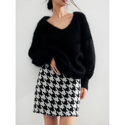 黑白撞色气质优雅高腰A字半身裙