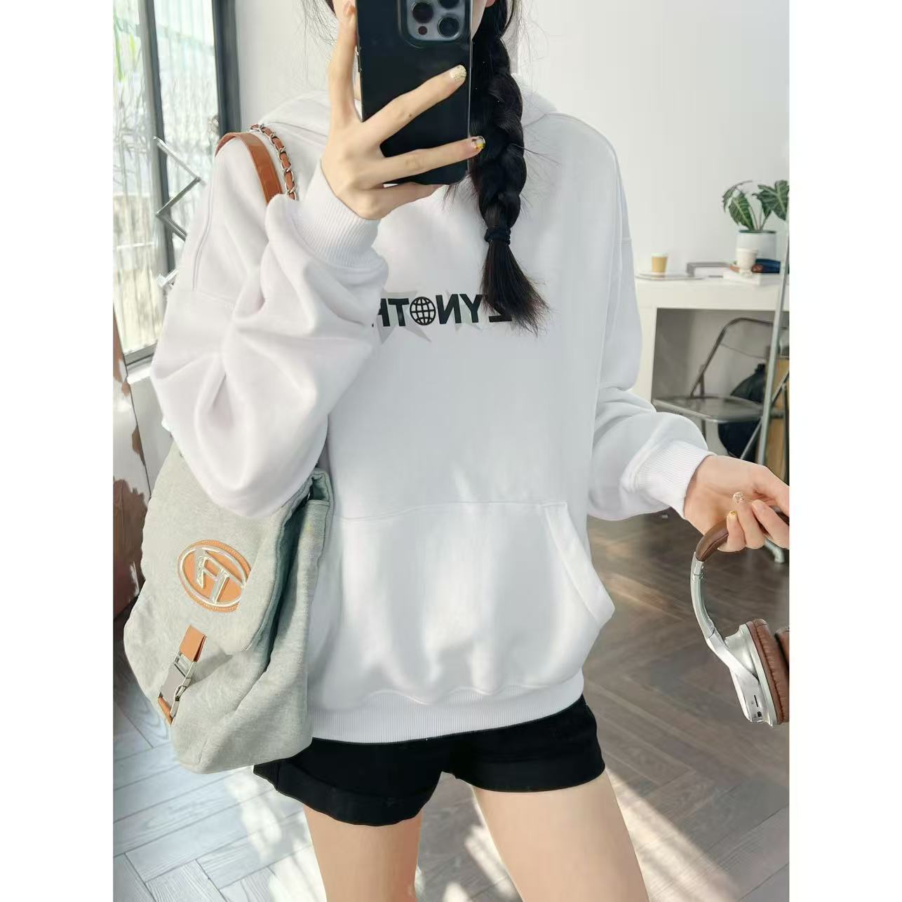 字母印花oversize廓形百搭卫衣