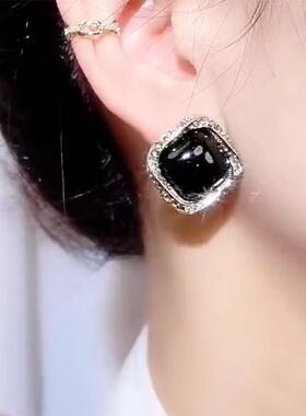 轻奢菱形黑水晶925银针耳钉