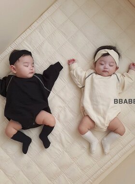 韩国童装BBABBA 黑白两色软糯萌娃出街吸睛舒适宝宝连体衣爬服