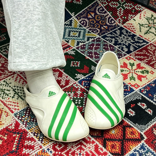 阿迪达斯男鞋Pharrell Williams VARIO FLAT菲董联名休闲鞋KI7669