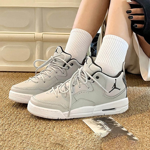 耐克女鞋新款JORDAN COURTSIDE 23复古运动休闲篮球鞋 AR1002-002