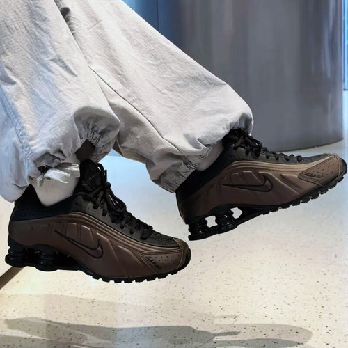 耐克女鞋新款SHOX R4复古气柱缓震运动鞋高跟休闲鞋 AR3565-007