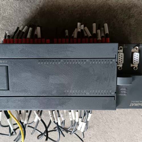 可维修UniMAT PLC模块 UN216-2AD23-0XB8，议价
