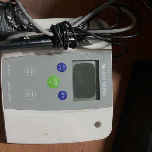 可维修梅特勒实验室ph计酸度计电导率仪FE30 ，九层新，功能正?