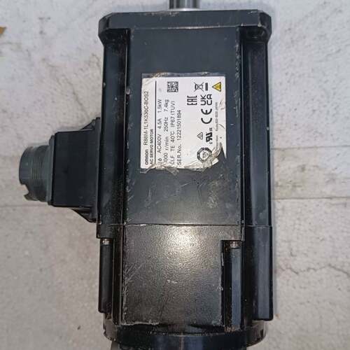 可维修欧姆龙伺服电机R88M-1L1K530C-BS2，1.5KW议价
