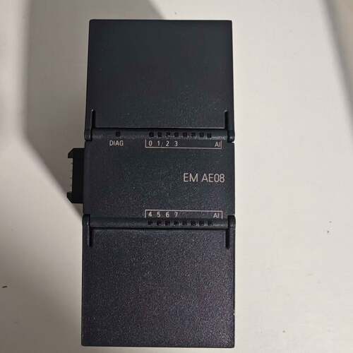 可维修西门子AE08 200smart模拟量输入模块议价