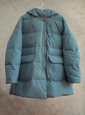 云芝元冬款进口日晒干灰蓝色全棉95白鹅绒连帽中长女羽绒服0801M