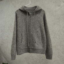 云芝元 新冬款美利奴羊毛灰绿花纱连帽横机针织拉链开衫外套1212M