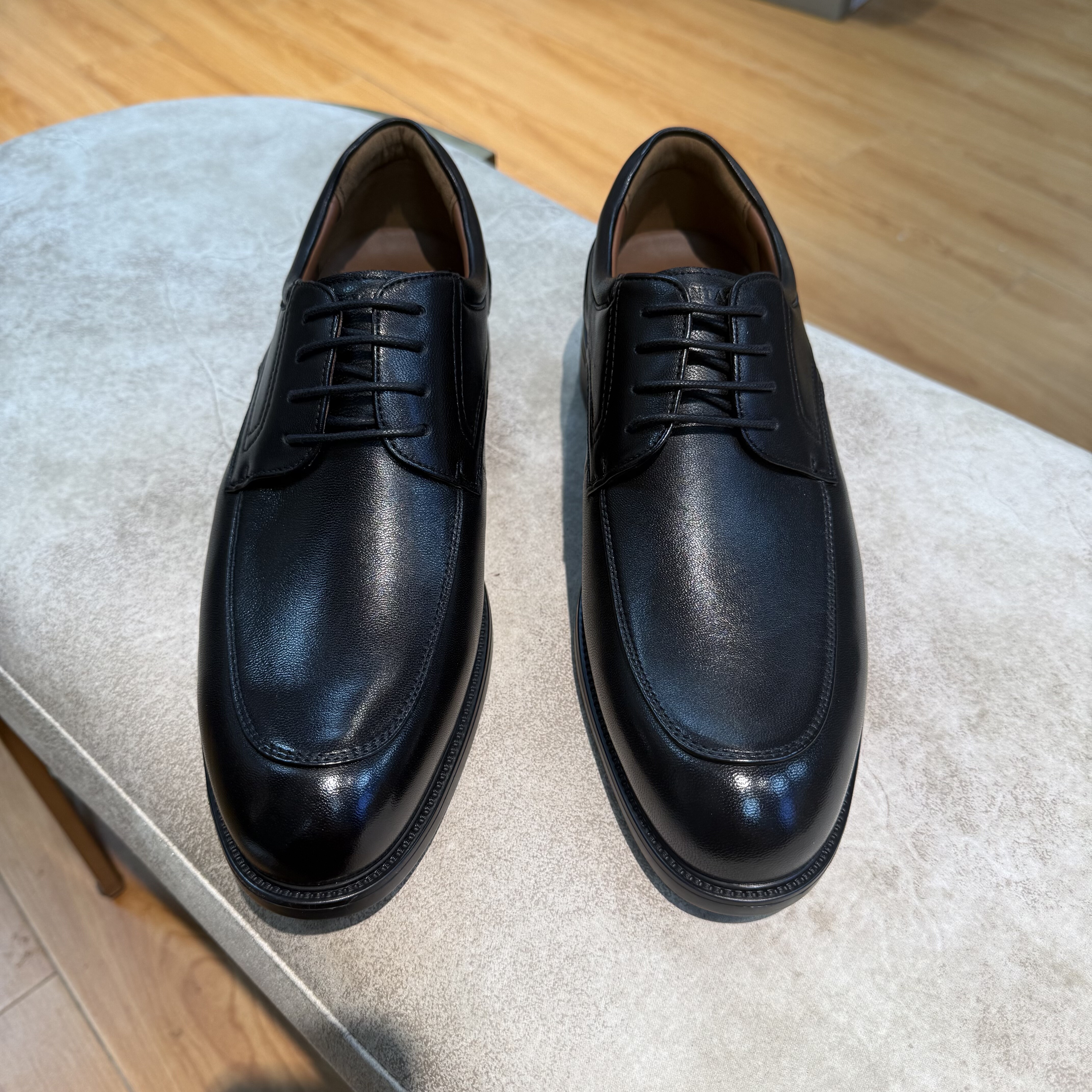 断码撤柜品牌高端男士正装商务皮鞋头层耐折羊皮超轻软底舒适M210