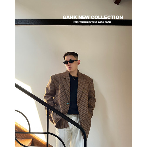 GAHKSTUDIO 「高定系列」进口毛呢轮廓大西装绿松石扣 秒变纸片人