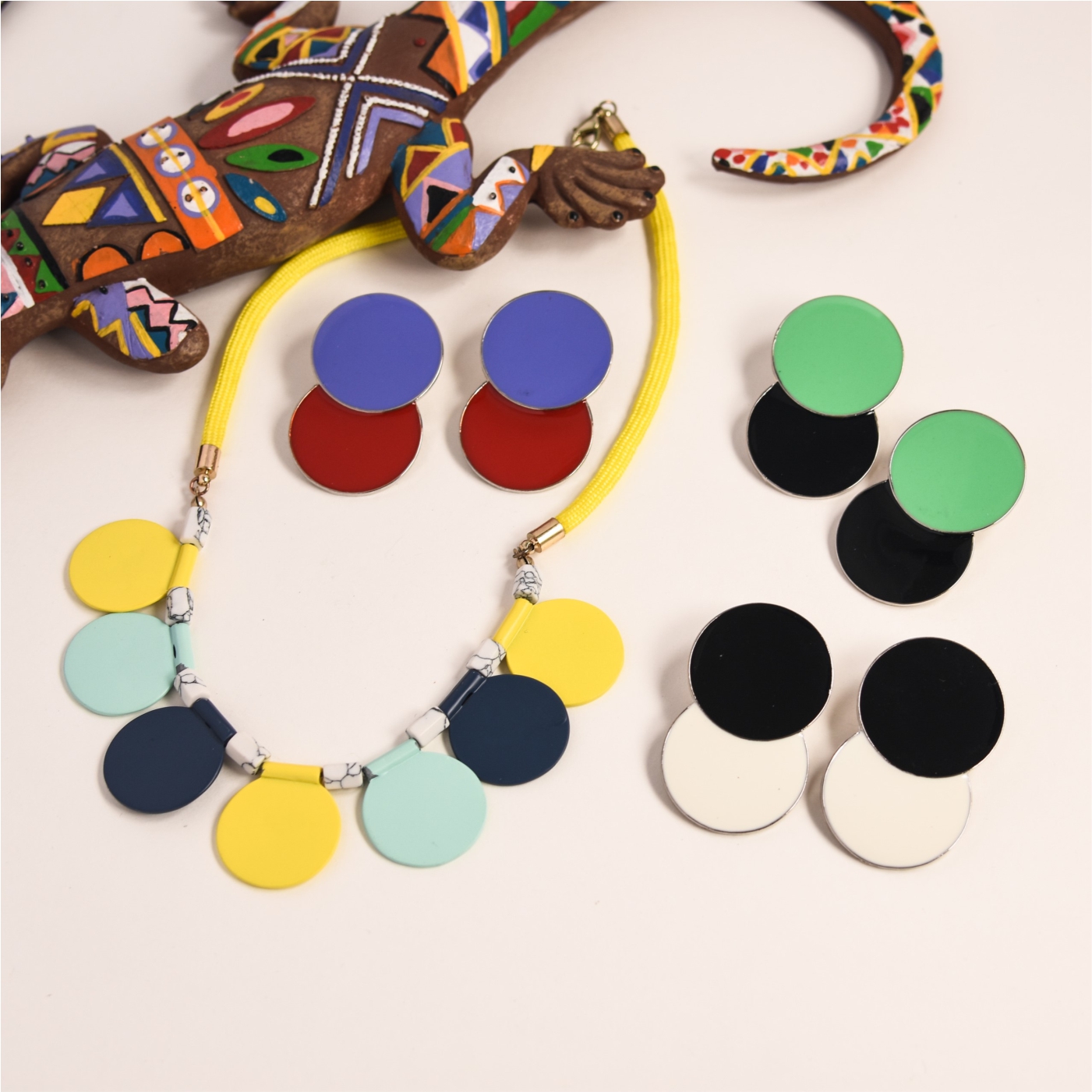 黑白红黑对比色项链耳钉耳饰