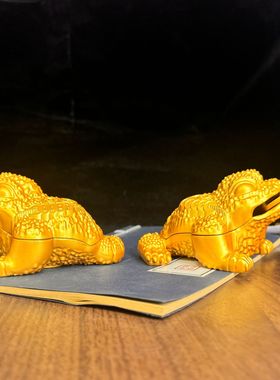 金蟾车载摆件汽车香薰三足金蟾沙金蟾蜍香薰摆件办公室摆件家居