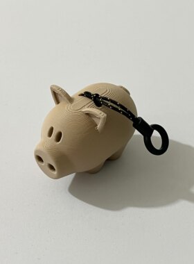 小猪哨子背包挂件呆萌Q版猪鼻哨手机挂坠钥匙扣挂饰piggy whistle
