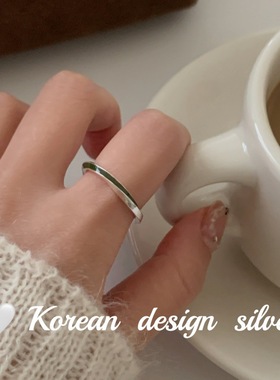 韩版简约风莫比乌斯素圈 S925纯银绿色滴釉不规则麻花戒指高级感