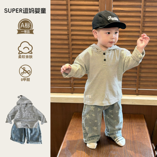 男宝早春套装超韩洋气时髦宝宝衣服春装休闲风卫衣牛仔裤两件套潮